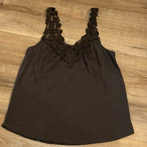 Beautiful khaki tank top with lace straps - Picture 2 of 6